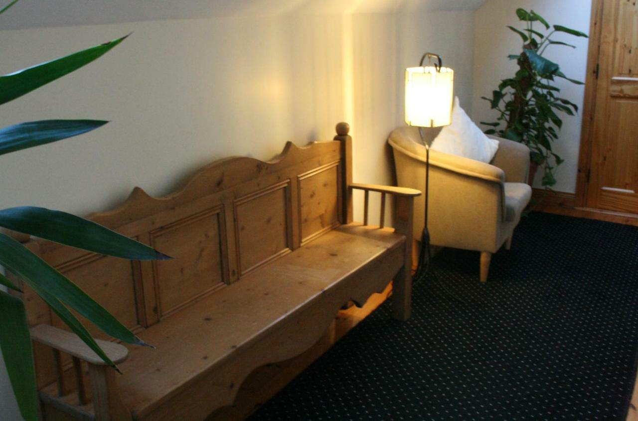 Ross House Bed and Breakfast Roscommon Eksteriør billede
